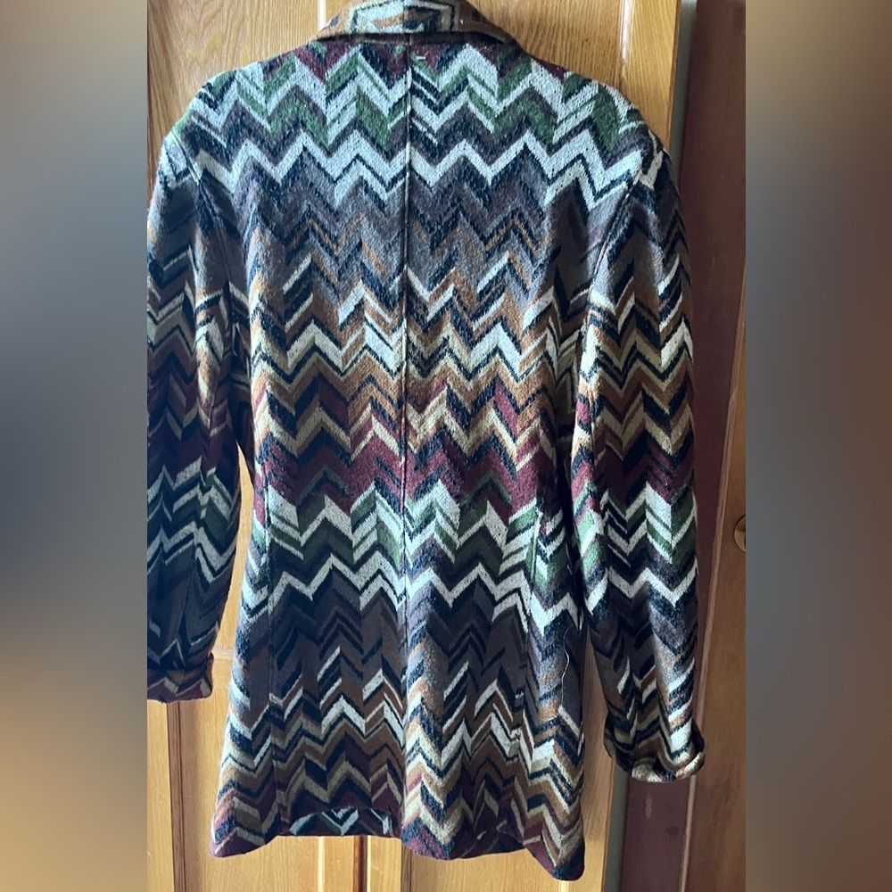 Missoni 3/4 length jacket. zigzag pattern, 90% Laine wool, 10% nylon. Medium. - Picture 4 of 8